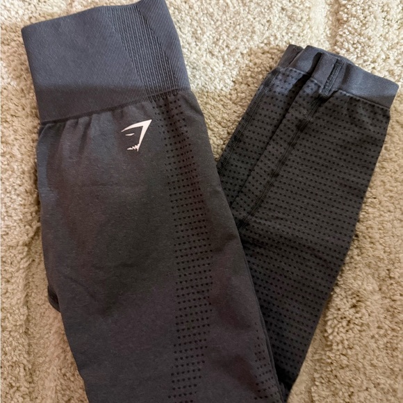 Gymshark Black Leggings - Picture 1 of 1